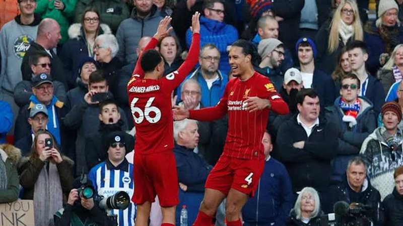 «فان دايك» يقود ليفربول