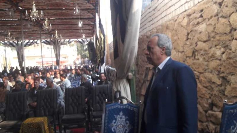  الكفن ينهى خصومة