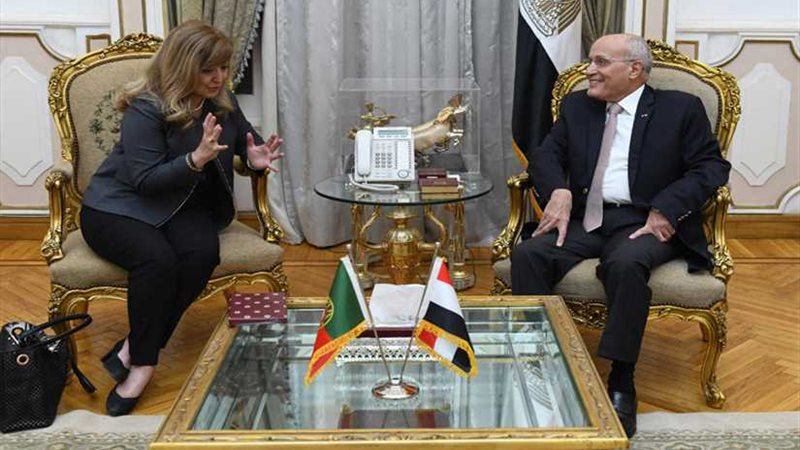 العصار يتلقى دعوة