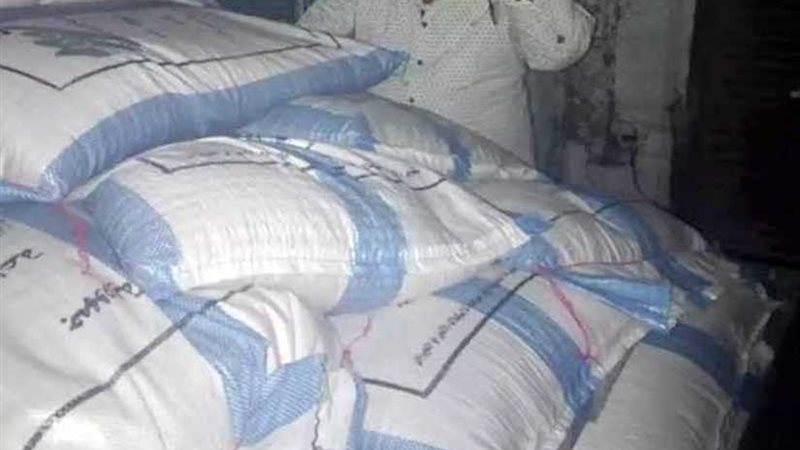 ضبط تقاوي قمح معبأة