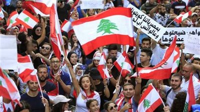 لبنان: مسيرات احتجاجية حاشدة في مناطق متعددة وعلى طريق القصر الجمهوري