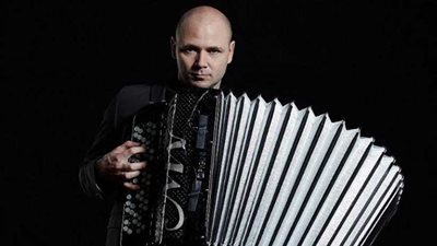 مؤلفات عامية على آلة الأكورديون بالمسرح الصغير لدار الأوبرا