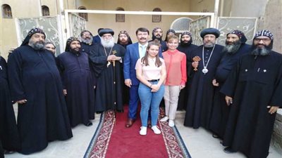 الرئيس المجري يزور 