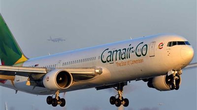 هجوم مسلح على طائرة ركاب كاميرونية أثناء هبوطها شمال غرب البلاد