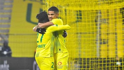 نانت يتغلب على تولوز 2-1 ورين يفوز على سانت إيتيان بنفس النتيجة في الدوري الفرنسي لكرة القدم