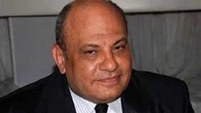 خليفة يتابع استعدادات فراعنة الإسكواش قبل المونديال