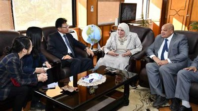 رئيس جامعة القناة: نسعى لمزيد من سبل التعاون مع الصين