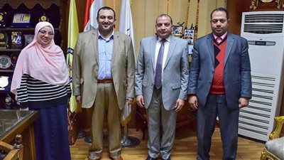 رئيس جامعة بني سويف يستقبل مدير هيئة التأمين الصحي