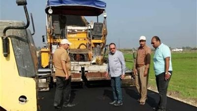 الانتهاء من رصف 8 طرق فرعية بالبحيرة بتكلفة 15 مليون جنيه