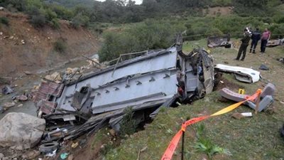 مصرع وإصابة 52 شخصًا إثر انقلاب حافلة في المغرب