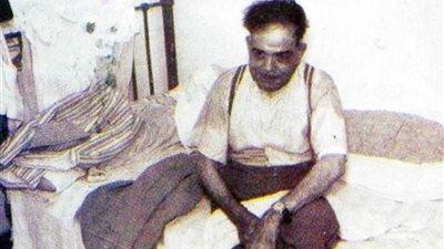 نجوم لكن فقراء.. عانوا ذل المرض في غياب منظومة تأمين صحي شامل