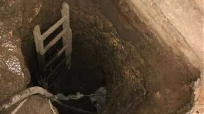 ضبط ٣ أشخاص لقيامهم بالحفر والتنقيب عن الآثار بمنطقة مصر القديمة وبحوزتهم قطع أثرية