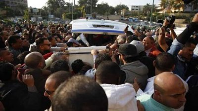 تشييع جثمان شعبان عبدالرحيم بمشاركة شعبية واسعة