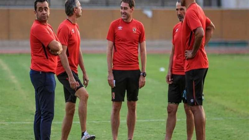 المدير الفني للأهلي
