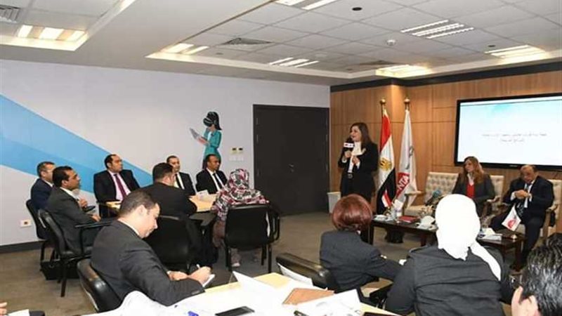 نواب المحافظين من