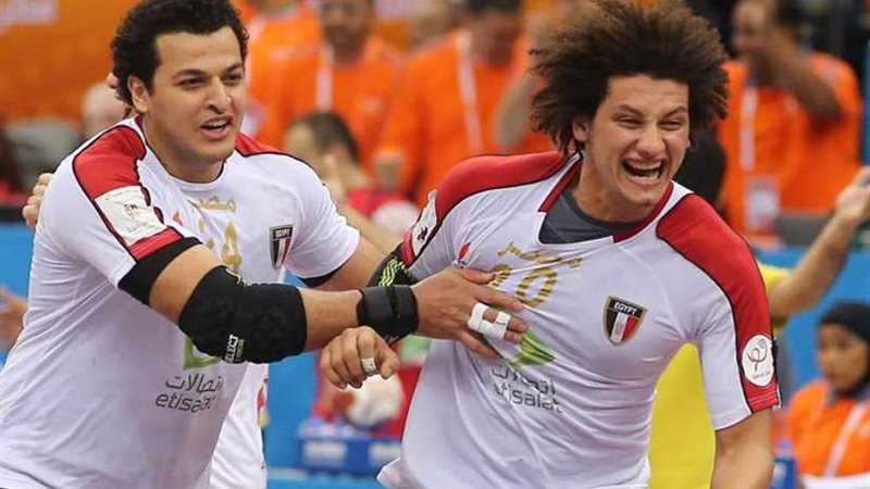 الثلاثاء.. اليد يناقش