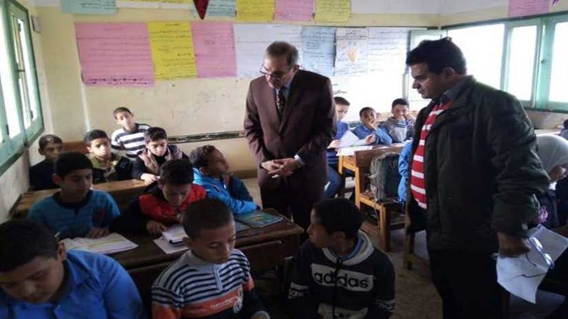 جولة تفقدية لمحافظ