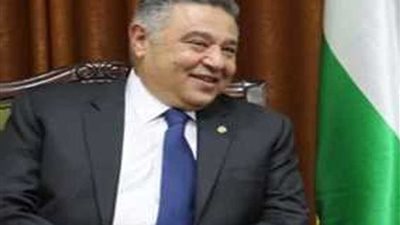 محافظ البحر الأحمر يبحث تنشيط السياحة مع سفير ألمانيا بالقاهرة