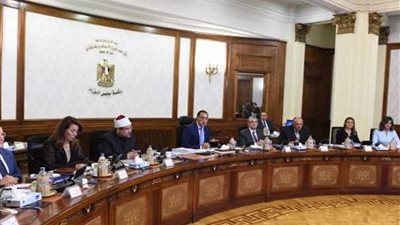 مجلس الوزراء يتابع إجراءات انتقال الحكومة للعاصمة الإدارية وتأثيث المباني ونقل الموظفين