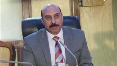 محافظ اسوان يقرر إغلاق 13 معملا ومركزا طبيا و9 عيادات خاصة وصيدلية