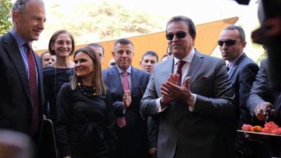 مصر والولايات المتحدة الأمريكية يفتتحان مركز التميز في الطاقة بجامعة عين شمس