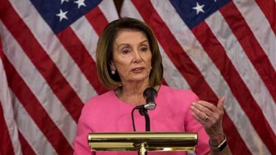 رئيس مجلس النواب الأمريكي تصدر تعليمات للديمقراطيين بصياغة لوائح الاتهام لعزل ترامب