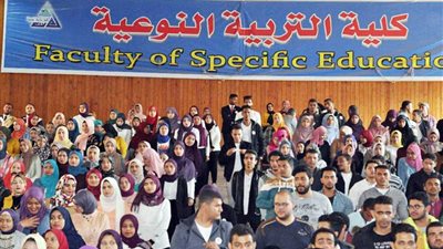 نوعية المنيا تُحيي حفل اتحاد تنصيب طلابها بمواهب الكلية الغنائية