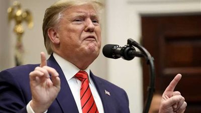 ترامب يقول إن بيلوسي 