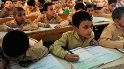 ملياردير يطالب بتقليص سنوات التعليم لأنها مضيعة للوقت