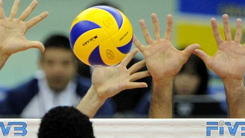 اتحاد الطائرة يعقد