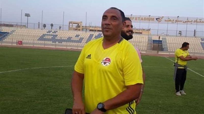 المدير الفني لنادي