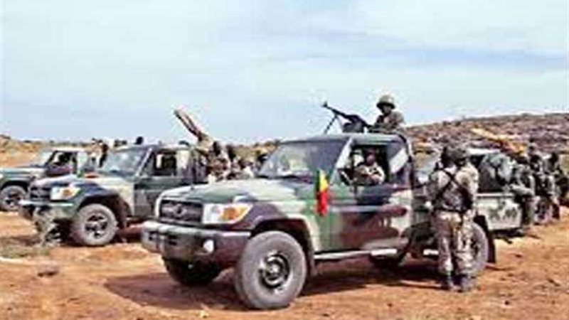 الجيش المالي يدمر