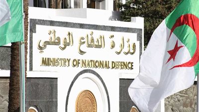 وزارة الدفاع الجزائرية: تدمير قنبلة والقبض على عنصر دعم للإرهابيين شمال غربي البلاد