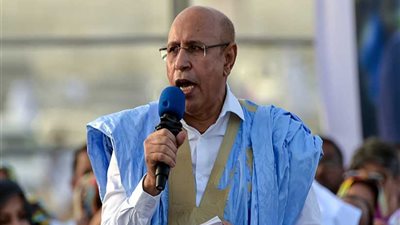 الرئيس الموريتاني يتوجه الى باماكو