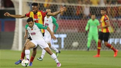 شوط أول ينتهي بالتعادل السلبي بين الترجي التونسي وشبيبة القبائل الجزائري