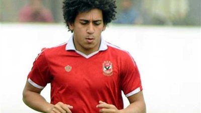 الأهلي يتلقى عروضًا 