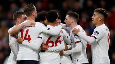 محمد صلاح يصنع تقدم ليفربول على بورنموث بالشوط الأول