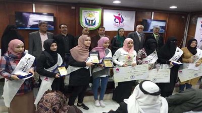 سيناء: توزيع الجوائز على الفتيات الأكثر تميزا بالشيخ زويد ورفح