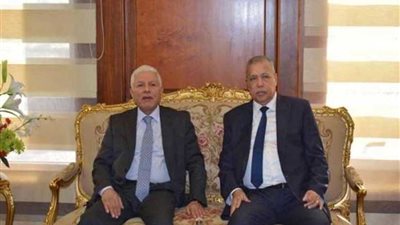 رئيس مجلس القضاء الأعلى يزور رئيسي 