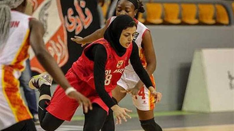 الأهلي يفوز على فاب