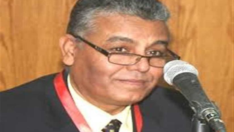 مناقشة أول رسالة