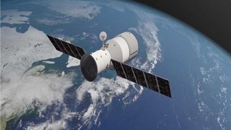 الصين تطلق قمرا صناعيا