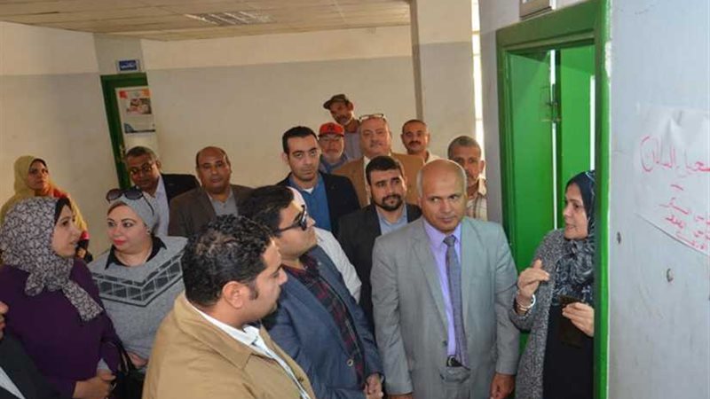 فحص 464 ألفا و700