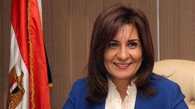 وزيرة الهجرة تتواصل مع أسرة شاب مصري في الكويت تعرض للاعتداء
