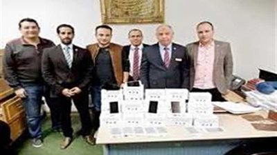 جمارك أرقين تحبط محاولة تهريب 22 هاتفا محمولا
