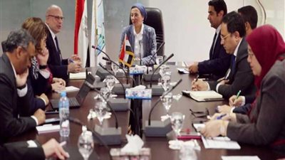 وزيرة البيئة تناقش مع البنك الدولي مشروعات الحد من التلوث