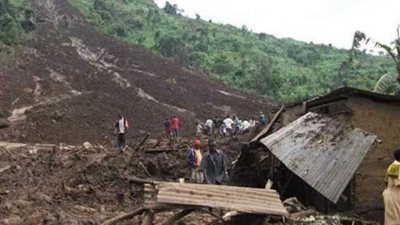 مصرع 26 شخصا جراء الفيضانات في أوغندا