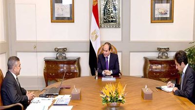 نشرة 24.. الرئيس السيسي يبحث مع الفريق أسامة ربيع الموقف التنفيذي الخاص بعملية تطوير هيئة قناة السويس‎