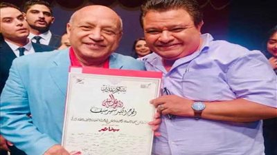 المخرج خالد جلال ناعيا 