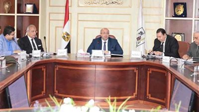 تنفيذي بني سويف يشكر المحافظ السابق على جهوده